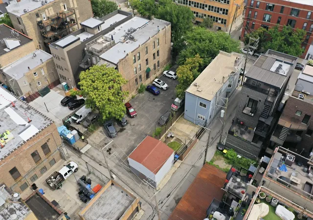 Listing Photo 5 - Condo for sale in building located at 1354 W Ohio St, Chicago, IL 60642