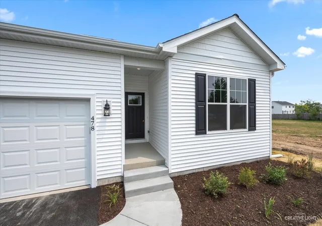 Photo 3 of Single family home for sale at 330 N Charles St, Cortland, IL 60112 | MLS# 12708623 | Listing updated on 2026-10-05