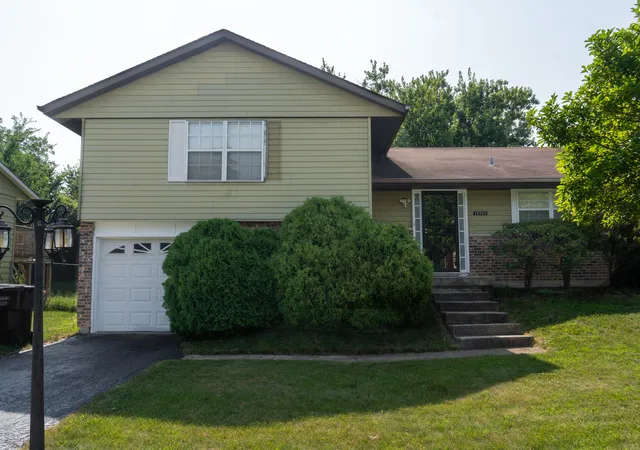 Photo 1 of Single family home for sale at 18002 Chantilly Ln, Hazel Crest, IL 60429 | MLS# 12708628 | Listing updated on 2026-09-14