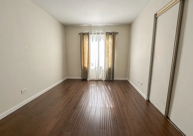 Photo 3 of Single family home for sale at 18002 Chantilly Ln, Hazel Crest, IL 60429 | MLS# 12708628 | Listing updated on 2026-09-14