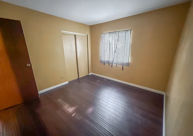 Photo 3 of Single family home for sale at 18002 Chantilly Ln, Hazel Crest, IL 60429 | MLS# 12708628 | Listing updated on 2026-09-14