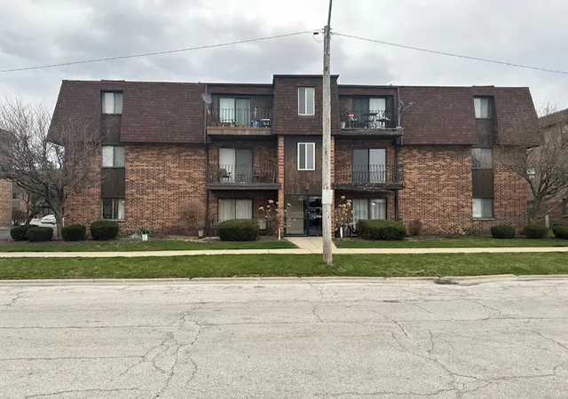 1st image of 14525 S Manistee Ave #2B, Burnham, IL 60633 | MLS# 12708636