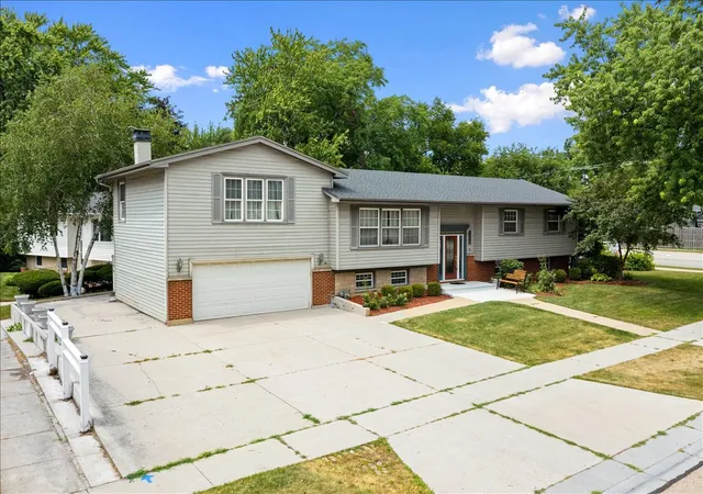 Photo 2 of Single family home for sale at (Undisclosed), Hanover Park, IL 60133 | MLS# 12708691 | Listing updated on 2026-09-02