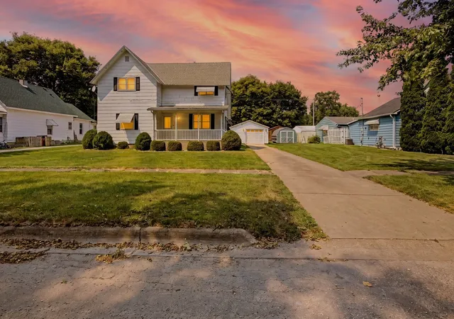 Photo 1 of Sale Pending at 221 E John St, Forrest, IL 61741 | MLS# 12708734 | Listing updated on 2026-08-30