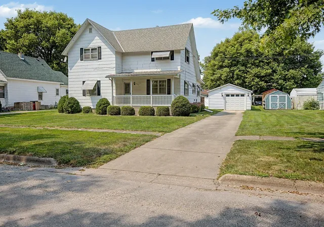 Photo 3 of Sale Pending at 221 E John St, Forrest, IL 61741 | MLS# 12708734 | Listing updated on 2026-08-30