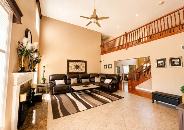 Photo 4 of Single family home for sale at 11 Harrington Ct, Hawthorn Woods, IL 60047 | MLS# 12708753 | Listing updated on 2026-09-25