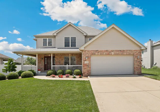 Photo 1 of Sale Pending at 1196 Fawn Cir, Manteno, IL 60950 | MLS# 12708826 | Listing updated on 2026-09-30