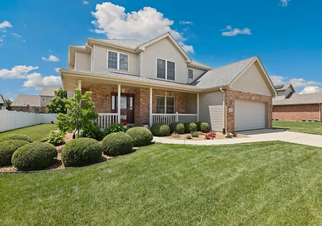 Photo 2 of Sale Pending at 1196 Fawn Cir, Manteno, IL 60950 | MLS# 12708826 | Listing updated on 2026-09-30
