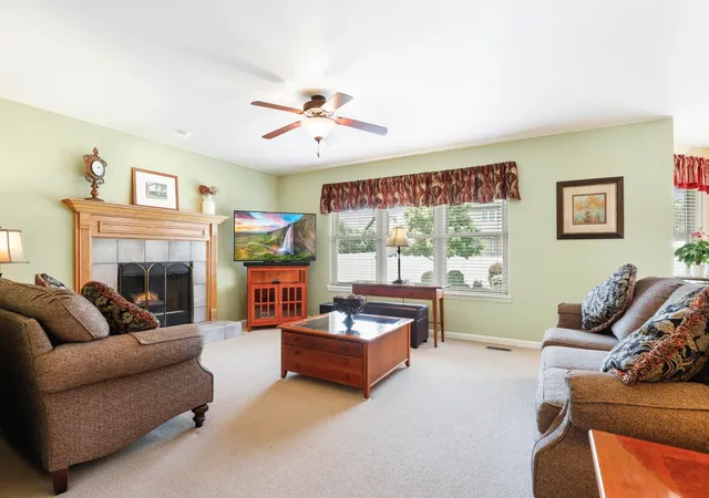 Photo 4 of Sale Pending at 1196 Fawn Cir, Manteno, IL 60950 | MLS# 12708826 | Listing updated on 2026-09-30