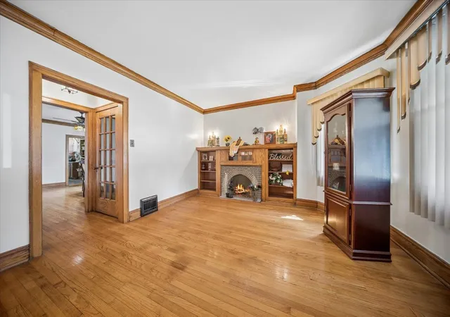 Photo 4 of Single family home for sale at 1637 S 10th Avenue, Maywood, IL 60153 | MLS# 12708926 | Listing updated on 2026-09-30