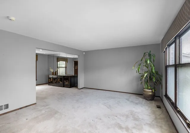 2nd image of 2621 Landwehr Rd, Glenview, IL 60026 | MLS# 12708995