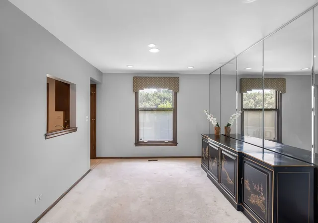 4th image of 2621 Landwehr Rd, Glenview, IL 60026 | MLS# 12708995