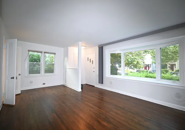 4th image of 1570 Dewey Ave, Evanston, IL 60201 | MLS# 12709017