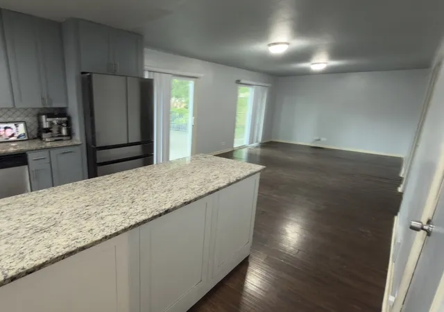 Photo 3 of Single family home for sale at 2802 Cherrywood Pl, Hazel Crest, IL 60429 | MLS# 12709118 | Listing updated on 2026-09-26