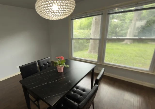 Photo 4 of Single family home for sale at 2802 Cherrywood Pl, Hazel Crest, IL 60429 | MLS# 12709118 | Listing updated on 2026-09-26