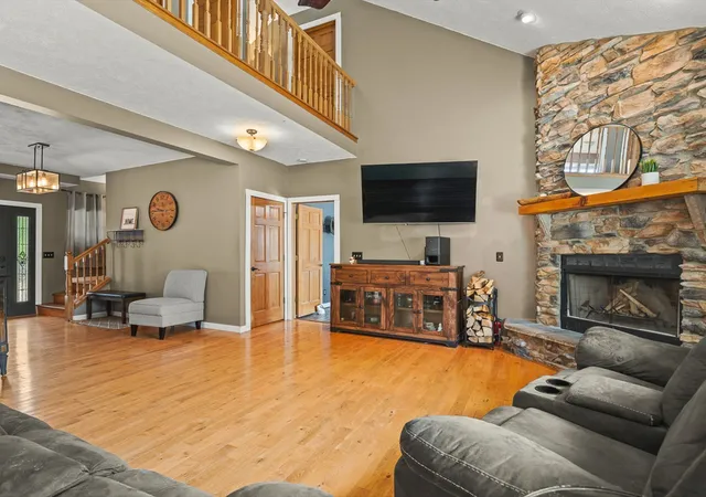 Photo 2 of Single family home for sale at 1393 Chadbourne Dr, Davis, IL 61019 | MLS# 12709146 | Listing updated on 2026-09-03