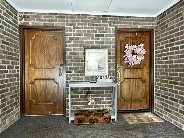 Listing Photo 2 - Condo for sale in 264 E Bailey Rd located at 264 E Bailey Rd, Naperville, IL 60565 - Unit 264 E Bailey Rd