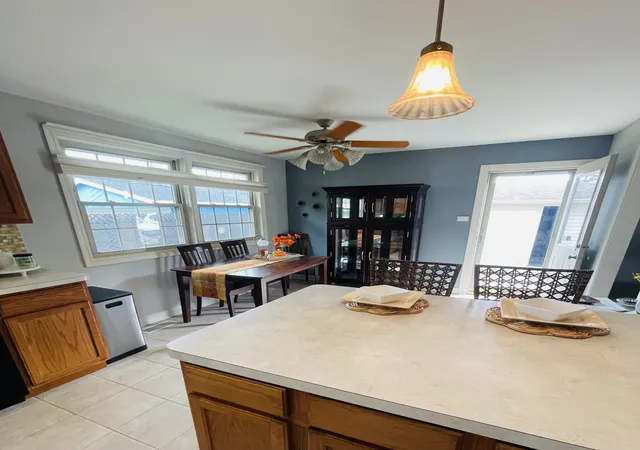 Photo 4 of Single family home for sale at 13039 W Playfield Dr, Crestwood, IL 60418 | MLS# 12709235 | Listing updated on 2026-10-07