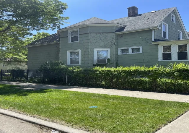 Photo 3 of Single family home for sale at 1032 W 88th Street, Chicago, IL 60620 | MLS# 12709239 | Listing updated on 2026-07-24