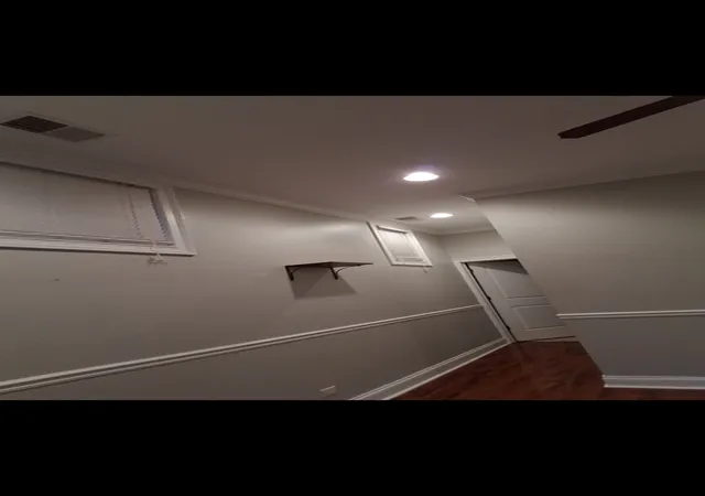 2nd image of 6209 N Washtenaw Ave, Chicago, IL 60659