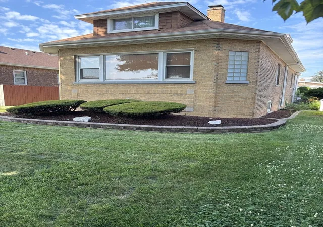 Photo 1 of Single family home for sale at 1604 N 21st Avenue, Melrose Park, IL 60160 | MLS# 12709266 | Listing updated on 2026-09-29