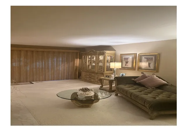 2nd image of 1249 Oak Hill Rd #CONDO, Lake Barrington, IL 60010 | MLS# 12709273