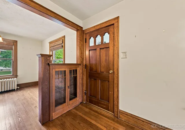 Photo 3 of Single family home for sale at 4n768 Old La Fox Rd, St. Charles, IL 60175 | MLS# 12709360 | Listing updated on 2026-09-03