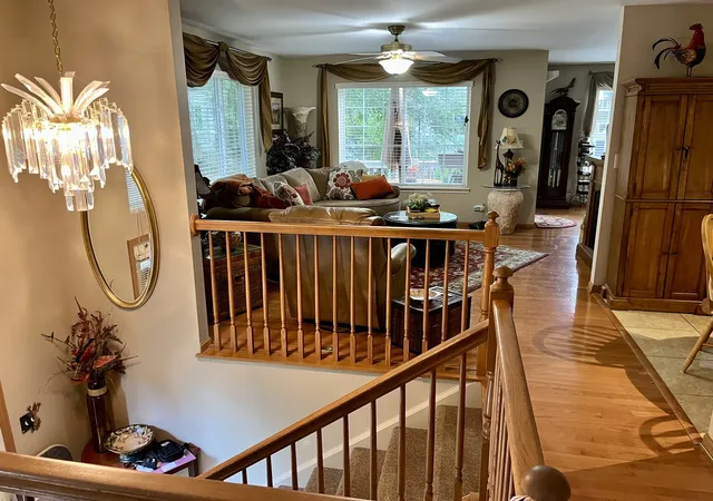 4th image of 48 New Hvn Dr, Cary, IL 60013