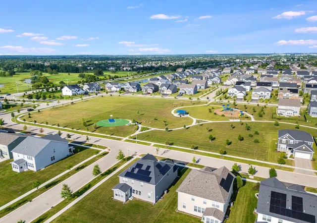 36th image of 2225 Bent Grass Wy, Bolingbrook, IL 60490 | MLS# 12709467