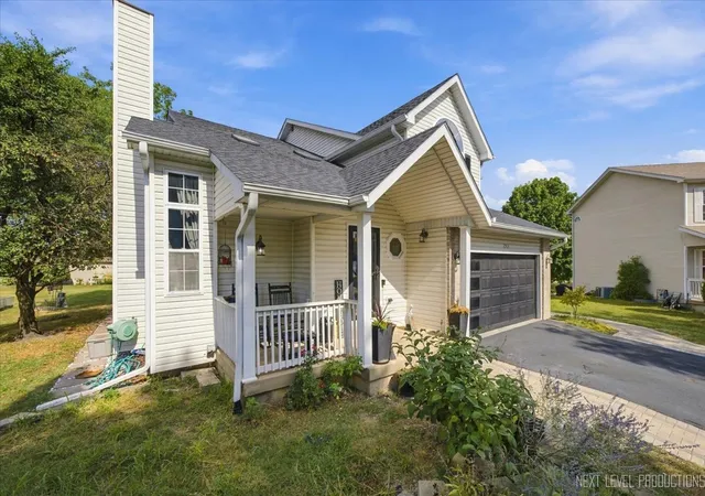 Photo 2 of Single family home for sale at 2515 Northlake Ct, Lockport, IL 60441 | MLS# 12709488 | Listing updated on 2026-09-23