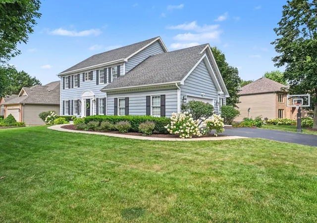 Photo 3 of Single family home for sale at 2606 Modaff Rd, Naperville, IL 60565 | MLS# 12709501 | Listing updated on 2026-10-03