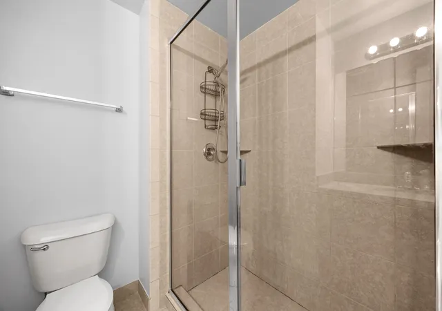 2nd image of 2618 W Diversey Ave, Chicago, IL 60647