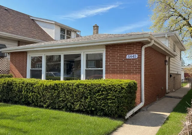 Photo 1 of Single family home for sale at 5445 S 73rd Avenue, Summit, IL 60501 | MLS# 12709514 | Listing updated on 2026-07-31