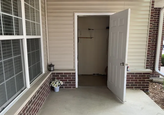 Photo 3 of Condo for sale at 1926 Parkside Dr #1930, Shorewood, IL 60404 | MLS# 12709580 | Listing updated on 2026-09-22