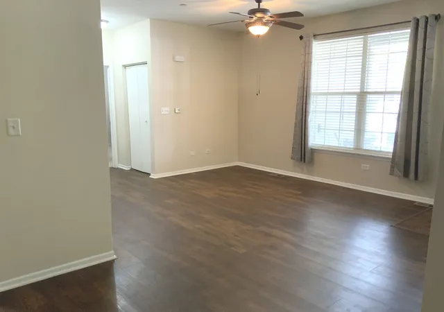Photo 4 of Condo for sale at 1926 Parkside Dr #1930, Shorewood, IL 60404 | MLS# 12709580 | Listing updated on 2026-09-28