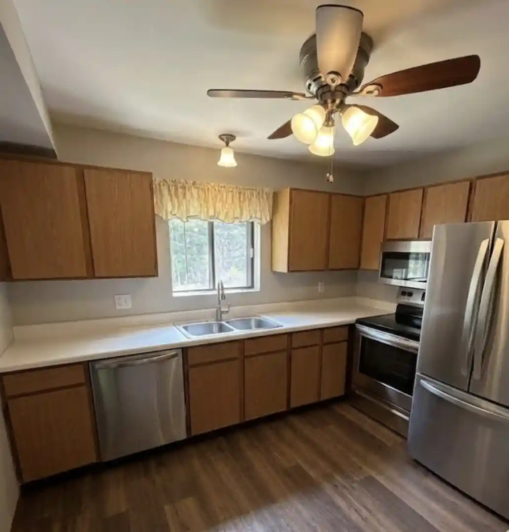 Listing Photo 2 - Condo for sale in 1000 Spruce St located at 1000 Spruce St, Glendale Heights, IL 60139 - Unit #1A