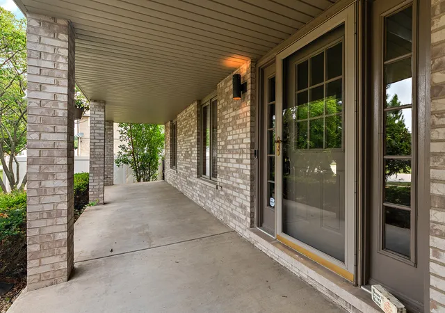 2nd image of 1028 Kylemore Ct, Lockport, IL 60441 | MLS# 12709601