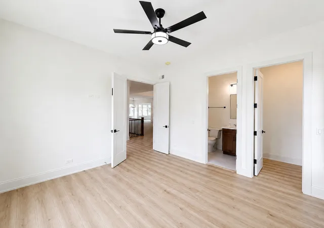 4th image of 23984 N Red Oak Ct, Lake Zurich, IL 60047 | MLS# 12709612
