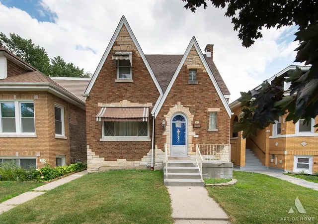 1st image of 3805 Euclid Ave, Berwyn, IL 60402 | MLS# 12709636