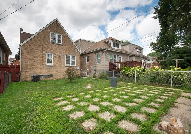 27th image of 3805 Euclid Ave, Berwyn, IL 60402 | MLS# 12709636