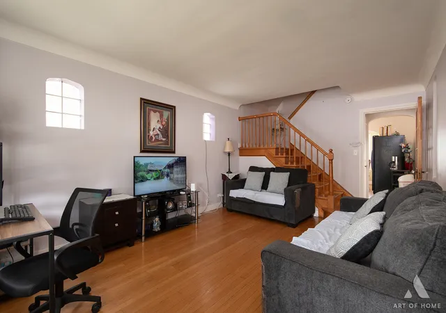 5th image of 3805 Euclid Ave, Berwyn, IL 60402 | MLS# 12709636