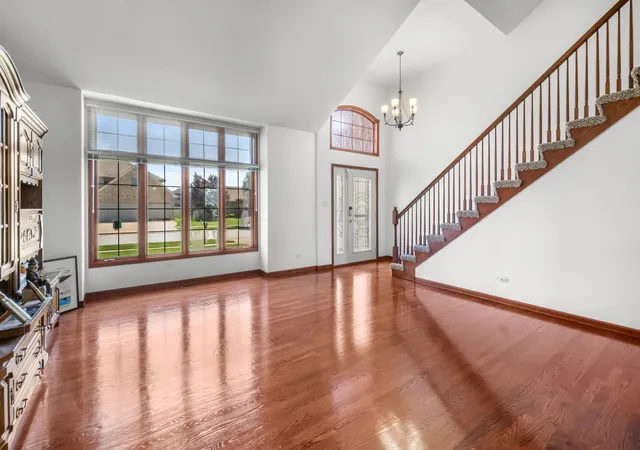 2nd image of 21154 Whitney Dr, Matteson, IL 60443 | MLS# 12709654