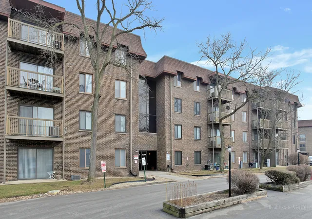 2nd image of 840 Elder Rd #A405, Homewood, IL 60430 | MLS# 12709655