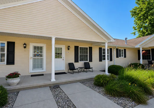 1st image of 503 W Randolph St #B, Heyworth, IL 61745 | MLS# 12709714