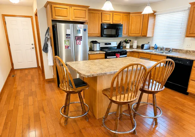 2nd image of 503 W Randolph St #B, Heyworth, IL 61745 | MLS# 12709714