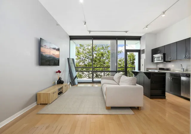 Photo 3 of Sale Pending at (Undisclosed), Chicago, IL 60642 | MLS# 12709722 | Listing updated on 2026-09-13