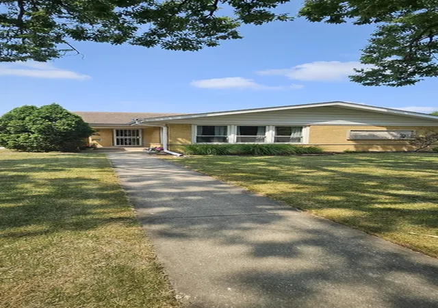 2nd image of 1614 Forest Rd, La Grange Park, IL 60526 | MLS# 12709758