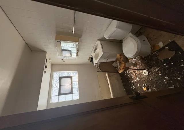 9th image of 1309 W 98th, Chicago, IL 60643 | MLS# 12709958