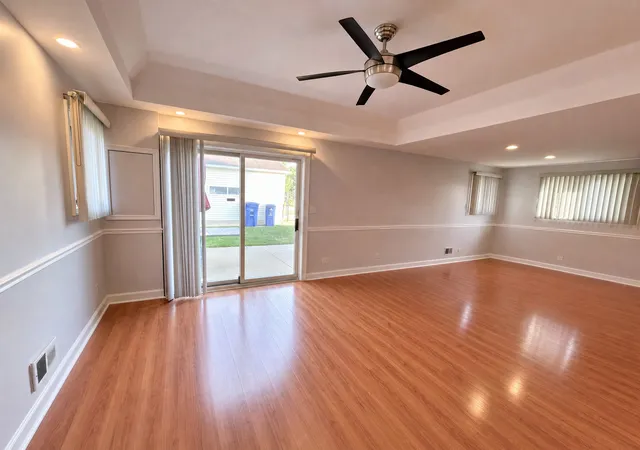 Photo 3 of Single family home for sale at 1131 E Grant Dr, Des Plaines, IL 60016 | MLS# 12710011 | Listing updated on 2026-08-30