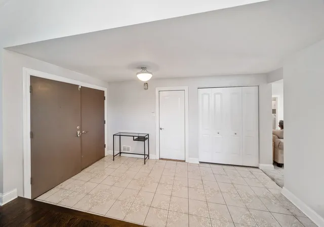 Photo 2 of Single family home for sale at 10362 S Alta Dr, Palos Hills, IL 60465 | MLS# 12710032 | Listing updated on 2026-08-02